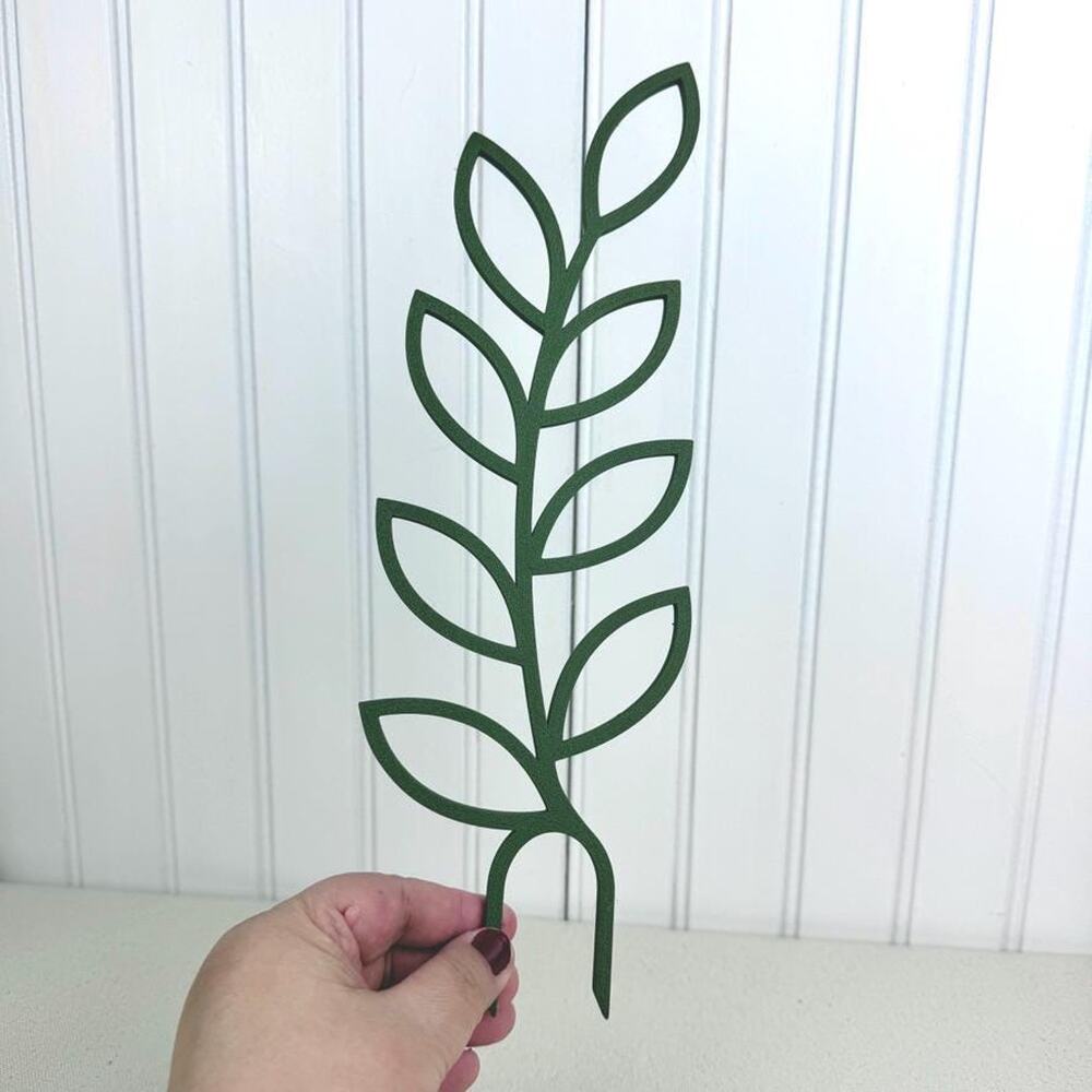 Plant Trellis, Leaf Shaped Plant Support, Indoor Garden Decor, 12.375" tall - Picture 2 of 11